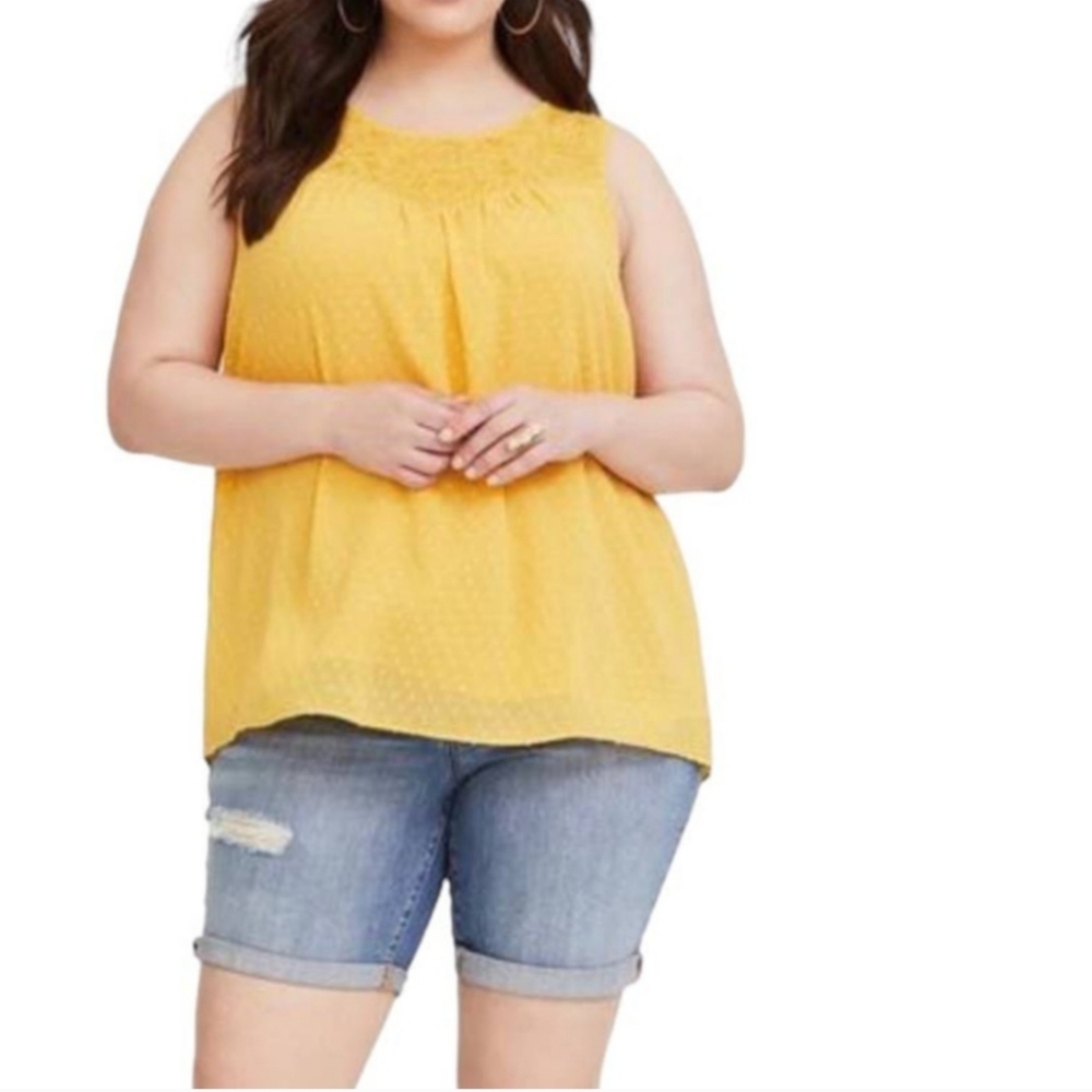 Torrid Summer Yellow Clip Dot Chiffon Tank Pullover Keyhole Embroidered Size 4